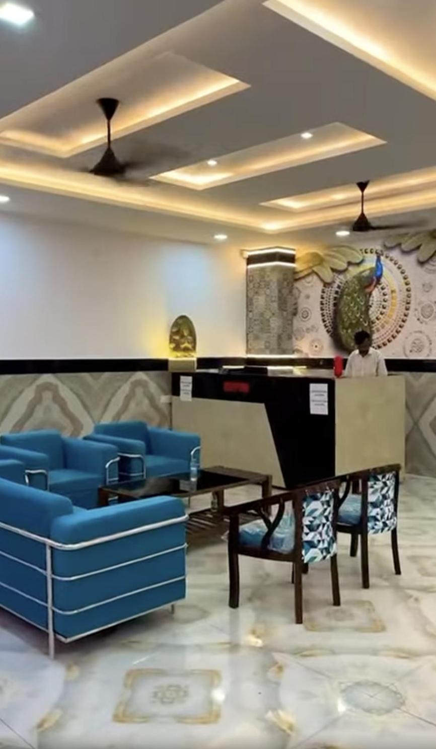Blue Sky Hotels And Banquet Kānpur Exterior photo